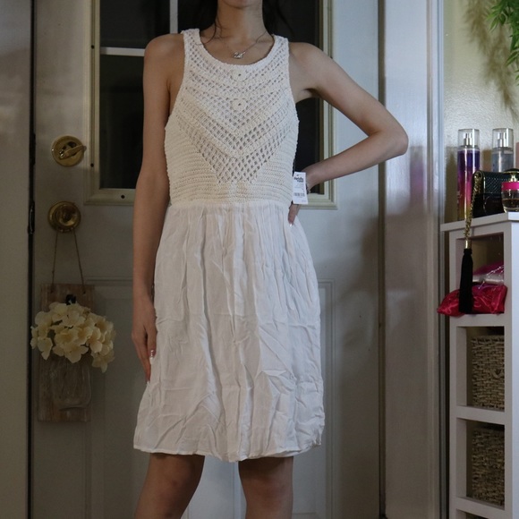 Crotchet Top Mini Dress - Picture 2 of 4